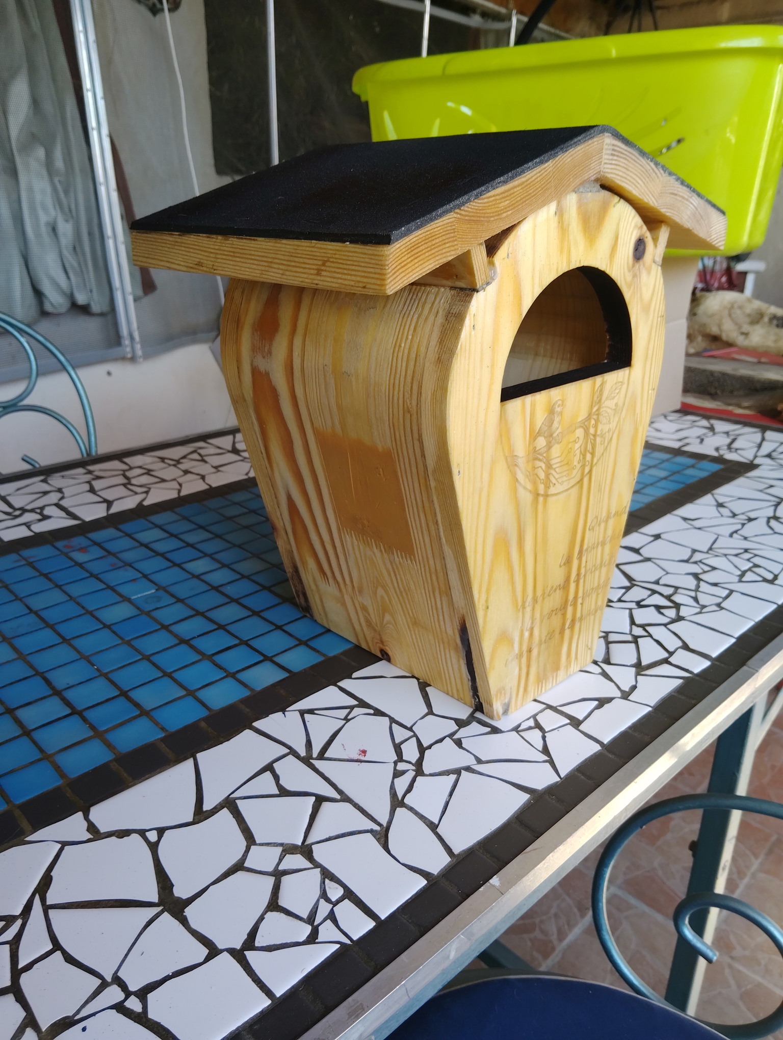 Thumbnail of Nichoir Rouge-gorge Provençal - vue latérale